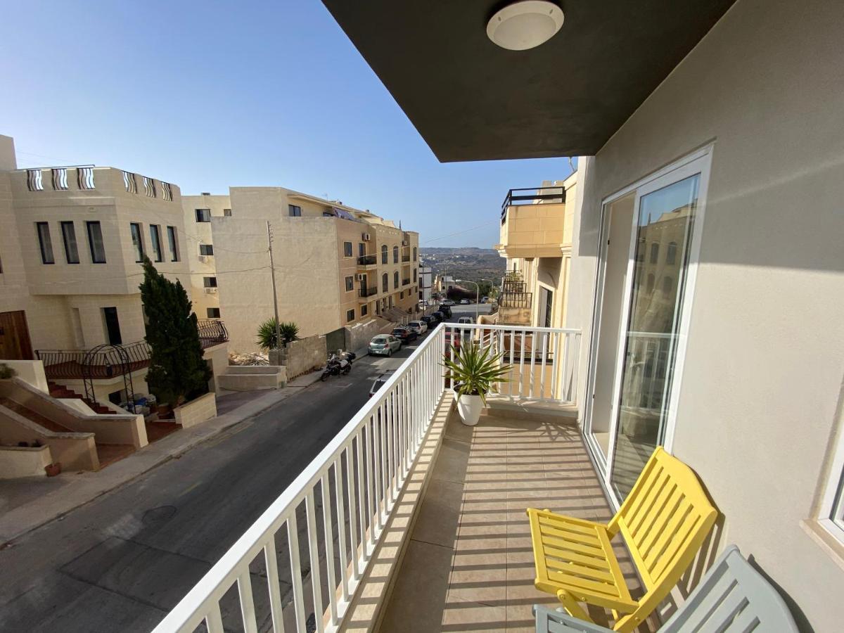Sunshine Apartments Mellieha - Modern Three Bedroom Apartment - Apt No 1 ภายนอก รูปภาพ